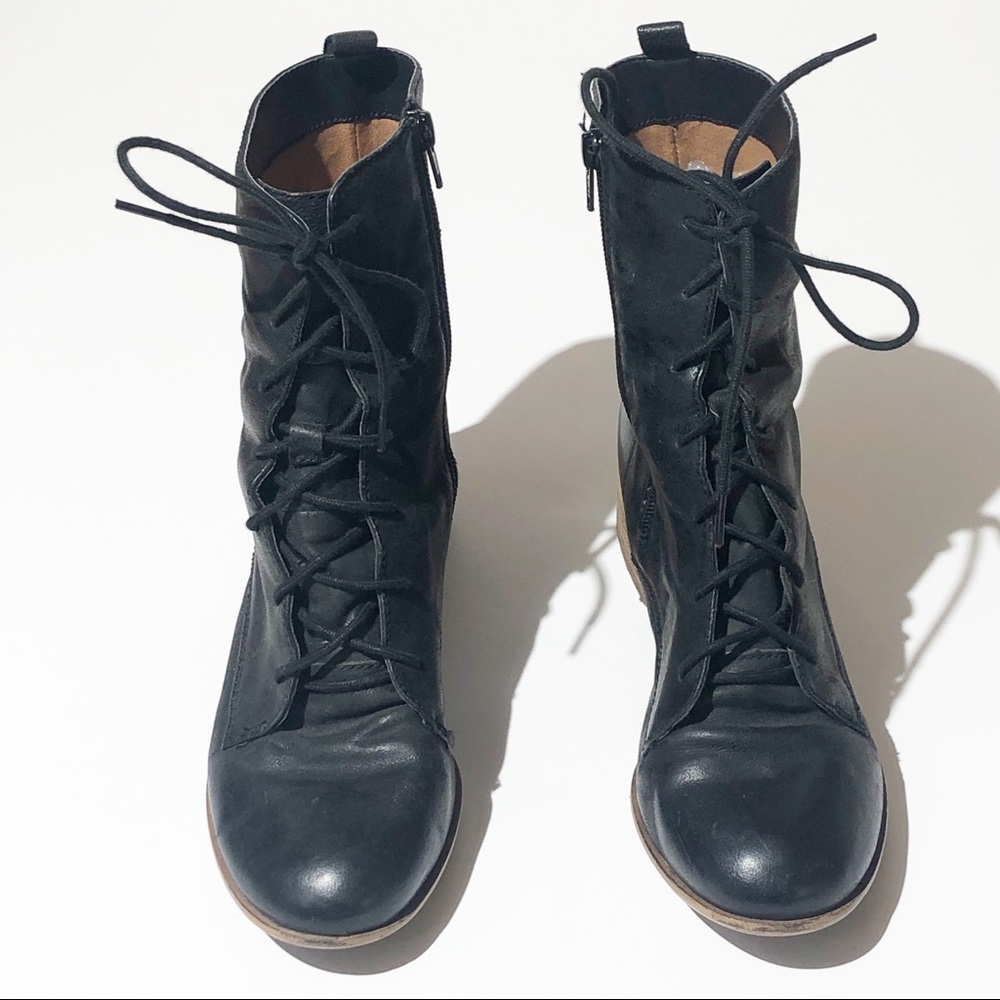 LUCKY BRAND Harriet black lace combat boot SZ 8